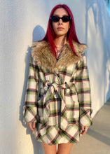Load image into Gallery viewer, Vintage Y2K Plaid Winter Coat with Faux Fur Trim Collar