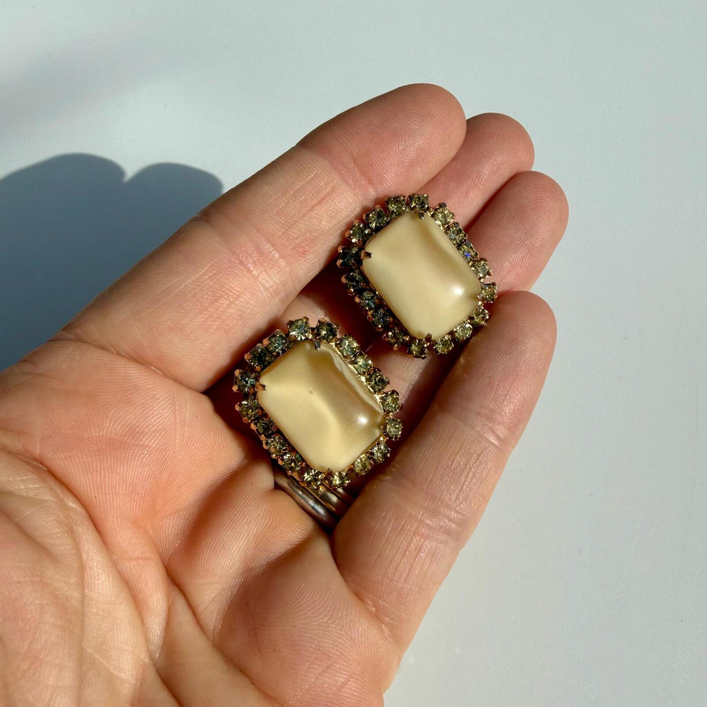 Vintage Pearly Gold Tone Earrings | Clip On Earrings