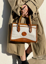 Load image into Gallery viewer, Vintage 90s Dooney &amp; Bourke White/Tan Leather Purse
