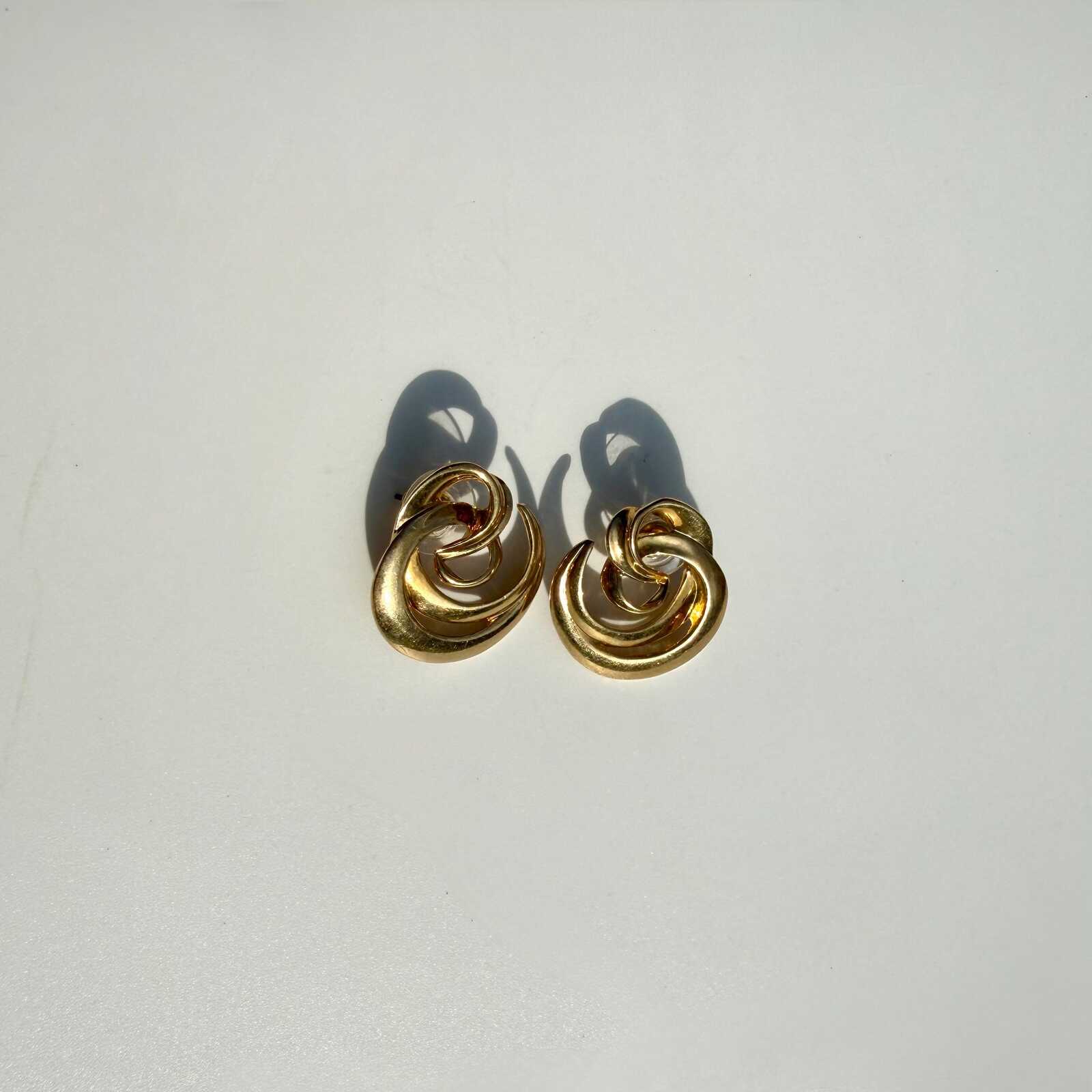 Vintage Gold Tone AVON Earrings | Post Back Earrings