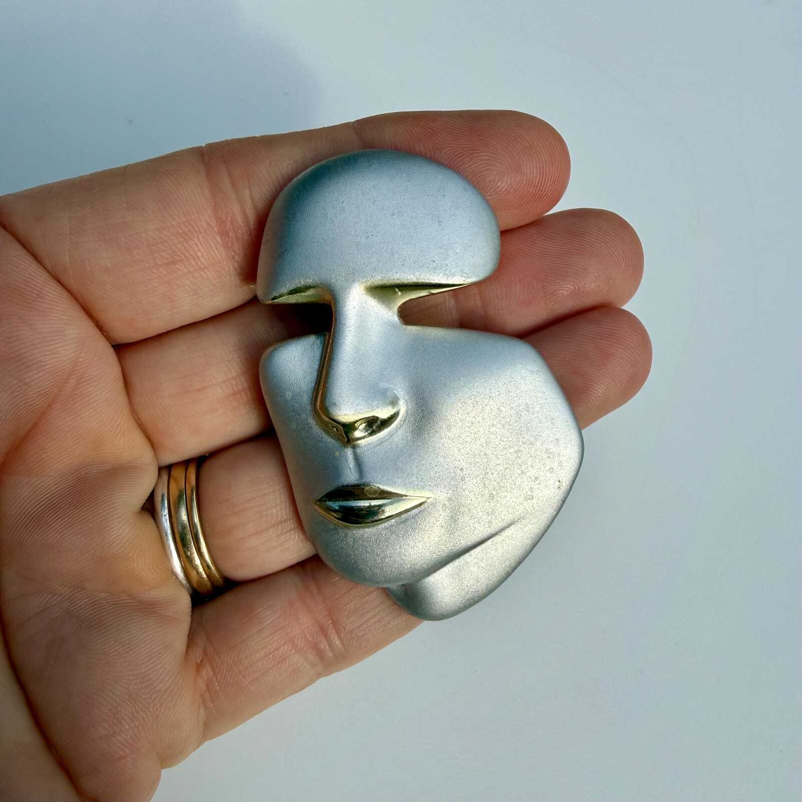 Vintage 80s Brooch | Gold & Silver Tone Face/Mask Brooch