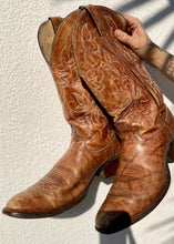 Load image into Gallery viewer, JUSTIN Vintage Cowboy Boots Mens, Size 10
