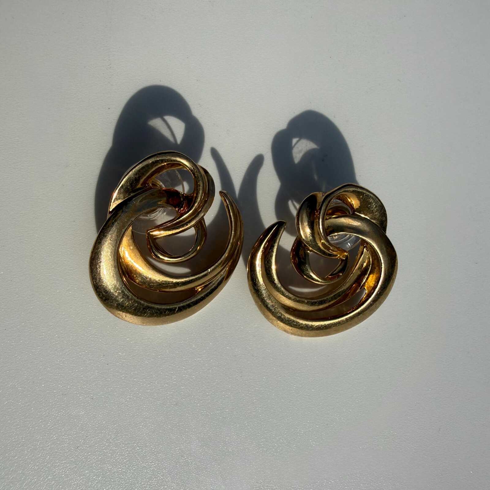 Vintage Gold Tone AVON Earrings | Post Back Earrings