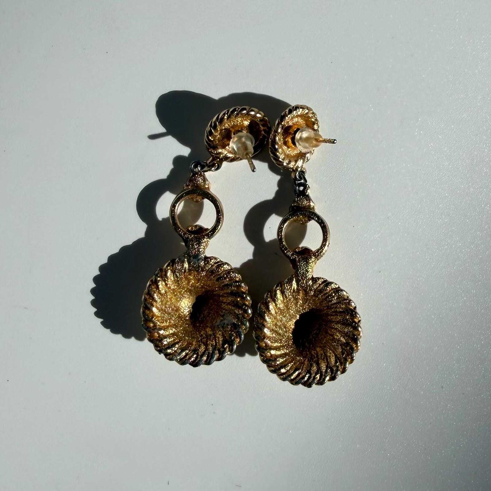 Vintage 80s Gold Tone Drop Earrings