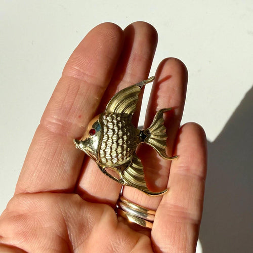 Gold Tone Fish Brooch | Vintage Nautical Pin | Ocean Jewelry