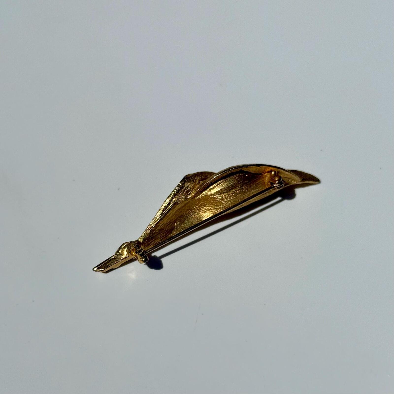 Vintage Cala Lily Brooch | Gold Tone Floral Pin