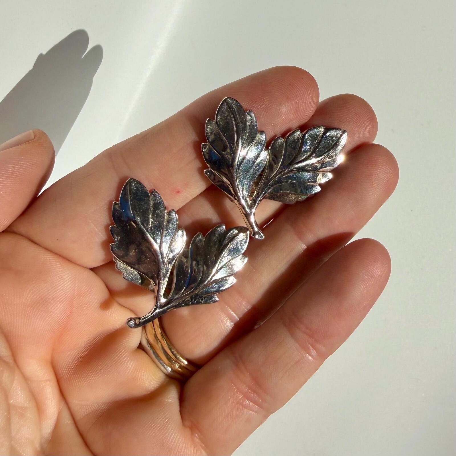 Vintage Silver Tone Leaf Earrings