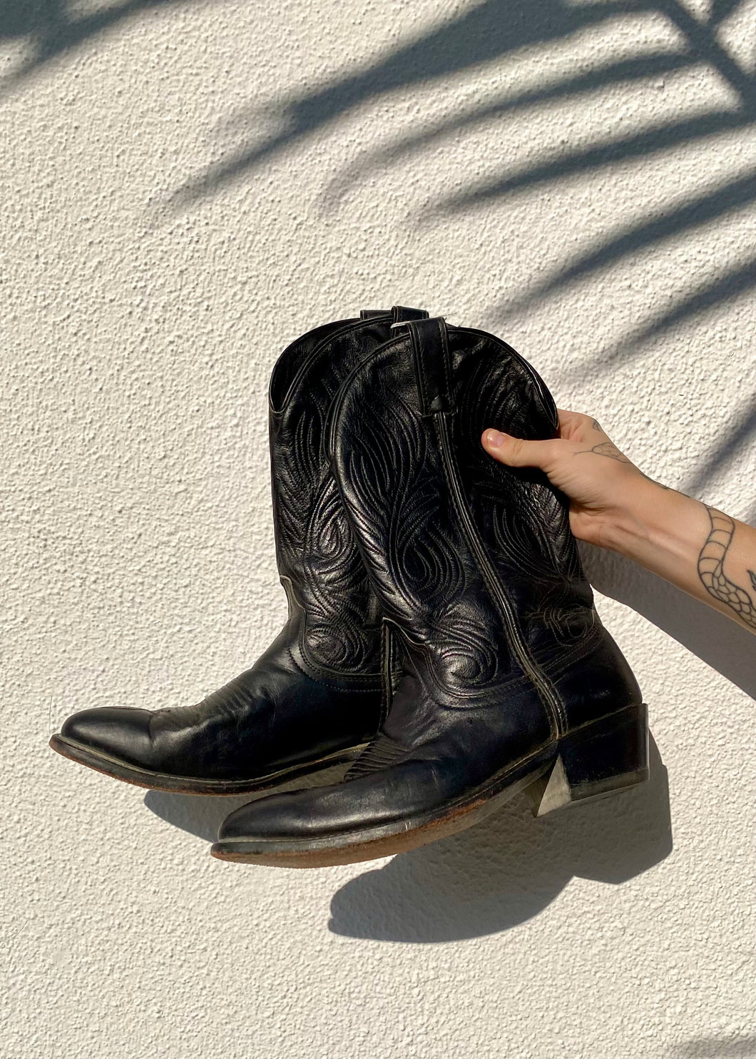 Vintage Mens Cowboy Black Boots, Size 9