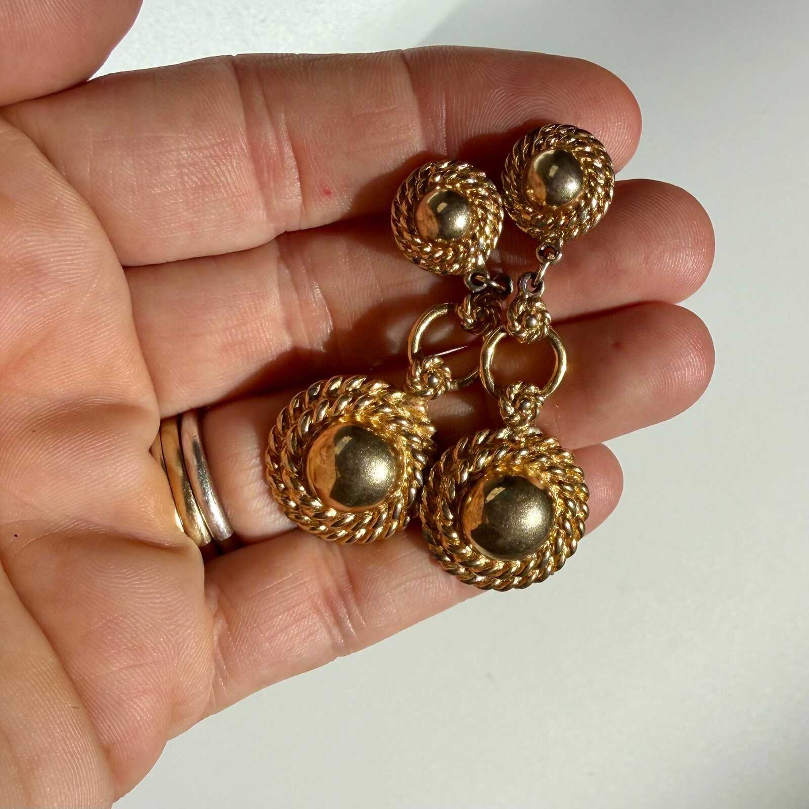 Vintage 80s Gold Tone Drop Earrings