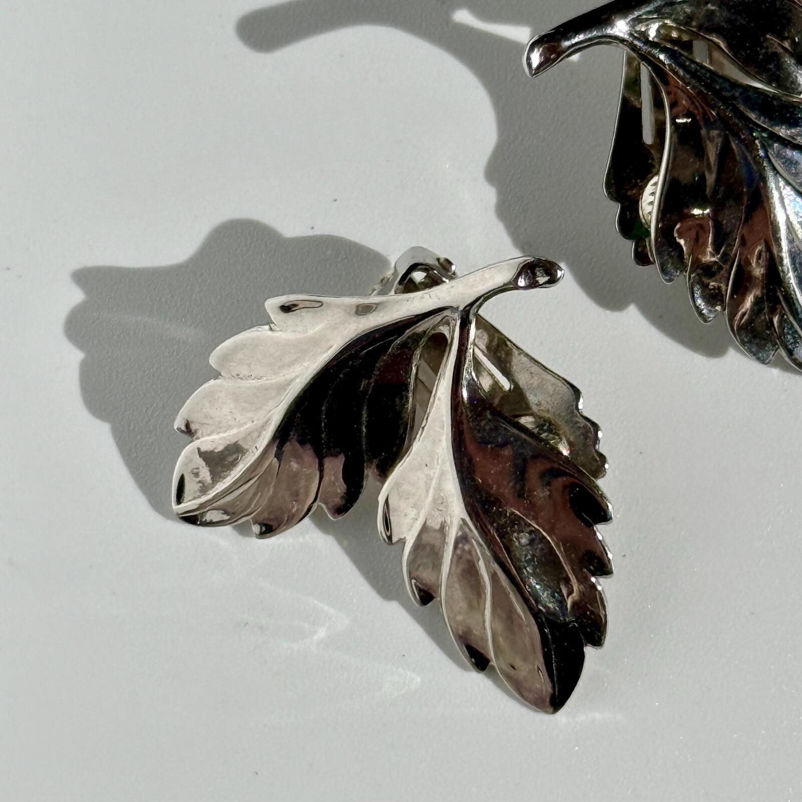 Vintage Silver Tone Leaf Earrings
