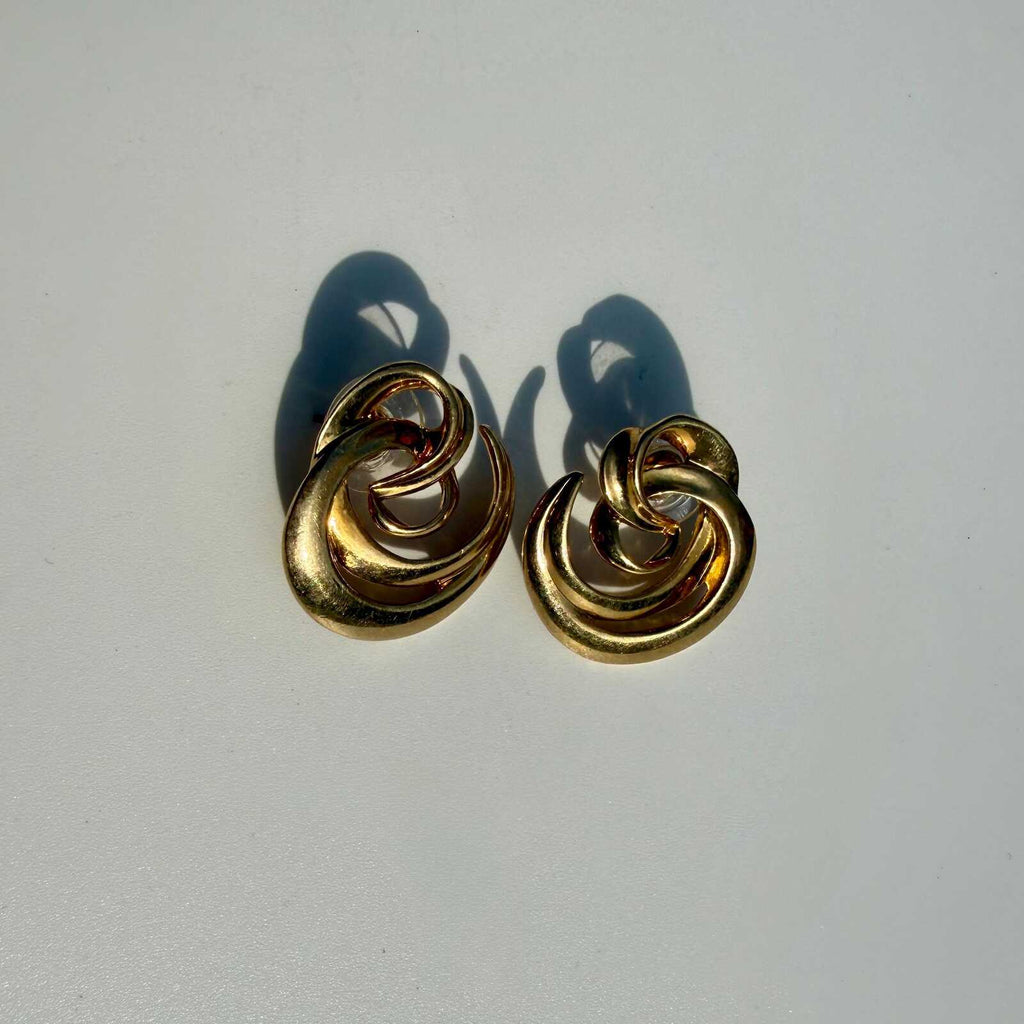 Vintage Gold Tone AVON Earrings | Post Back Earrings