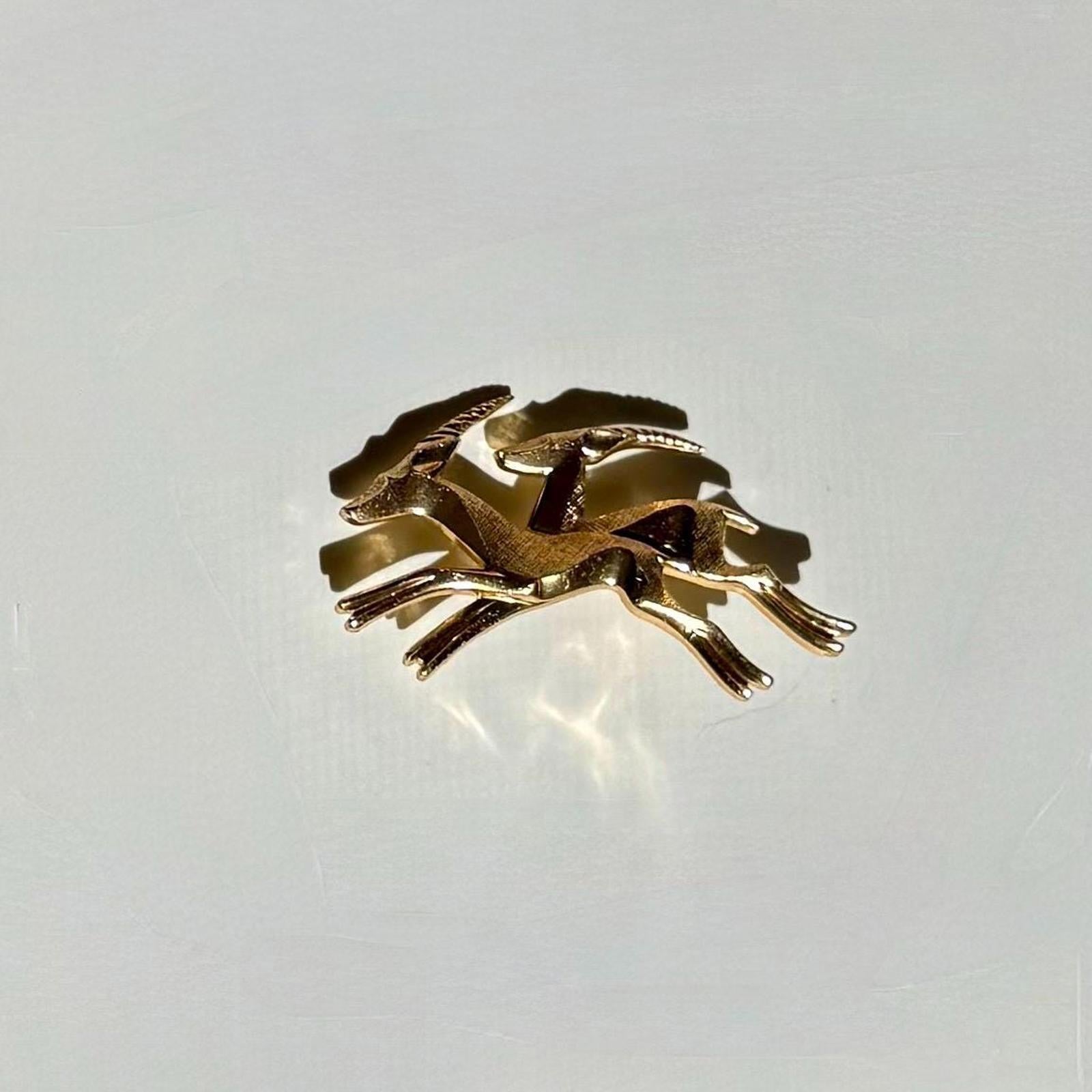 Vintage Gazelle Brooch | Gold Tone Antelope Deer Pin