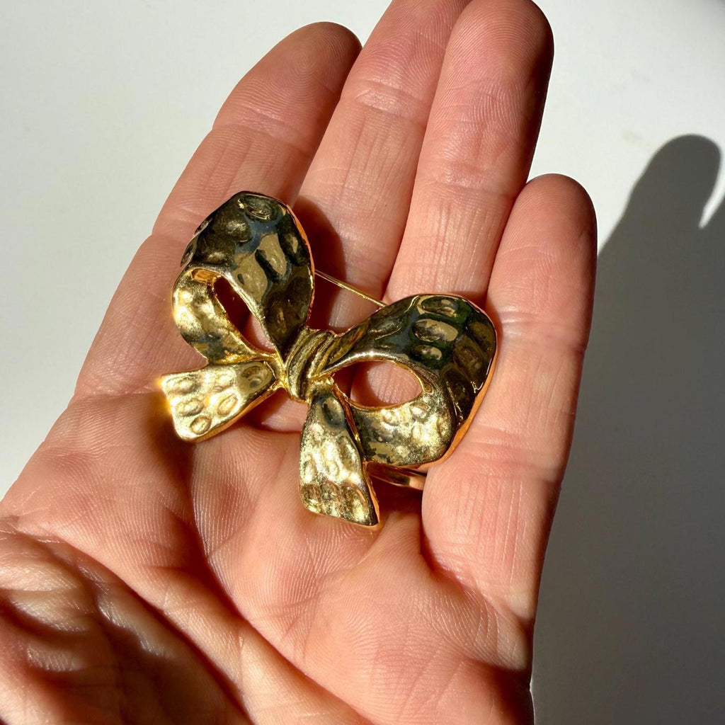 Vintage Gold Bow Brooch | Statement Pin | Collectible Bow