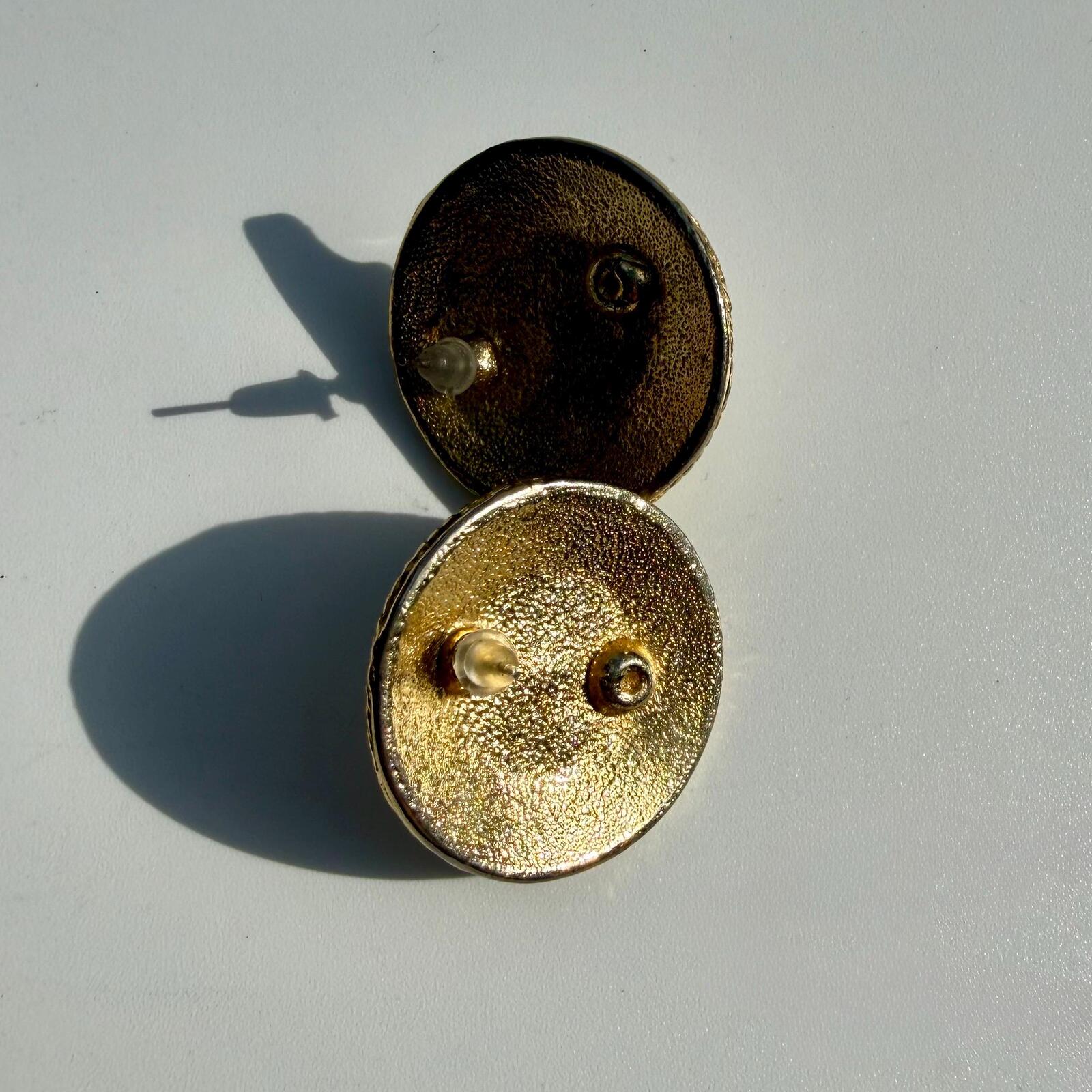 Vintage 80s Pearly Earrings | Post Back Earrings