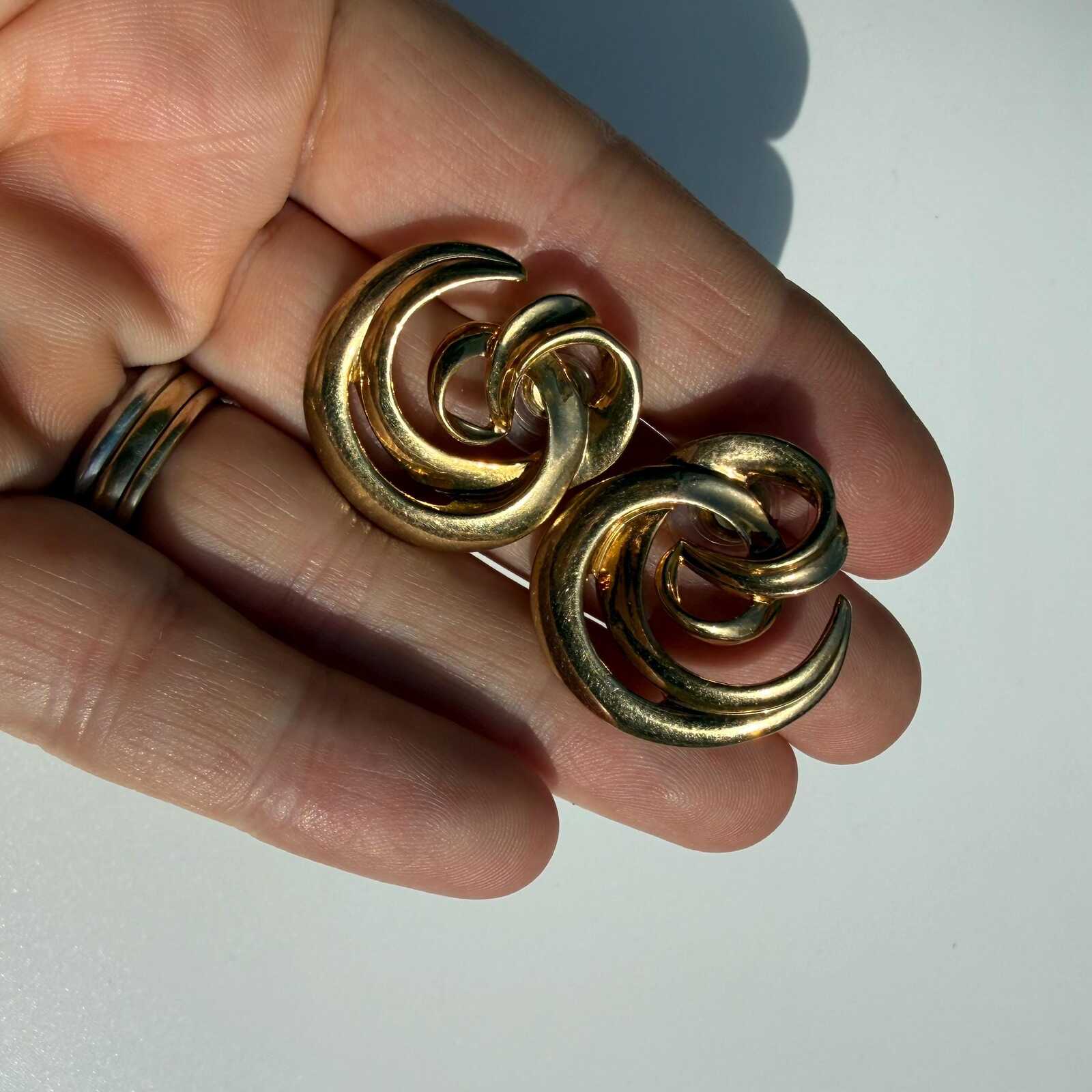 Vintage Gold Tone AVON Earrings | Post Back Earrings