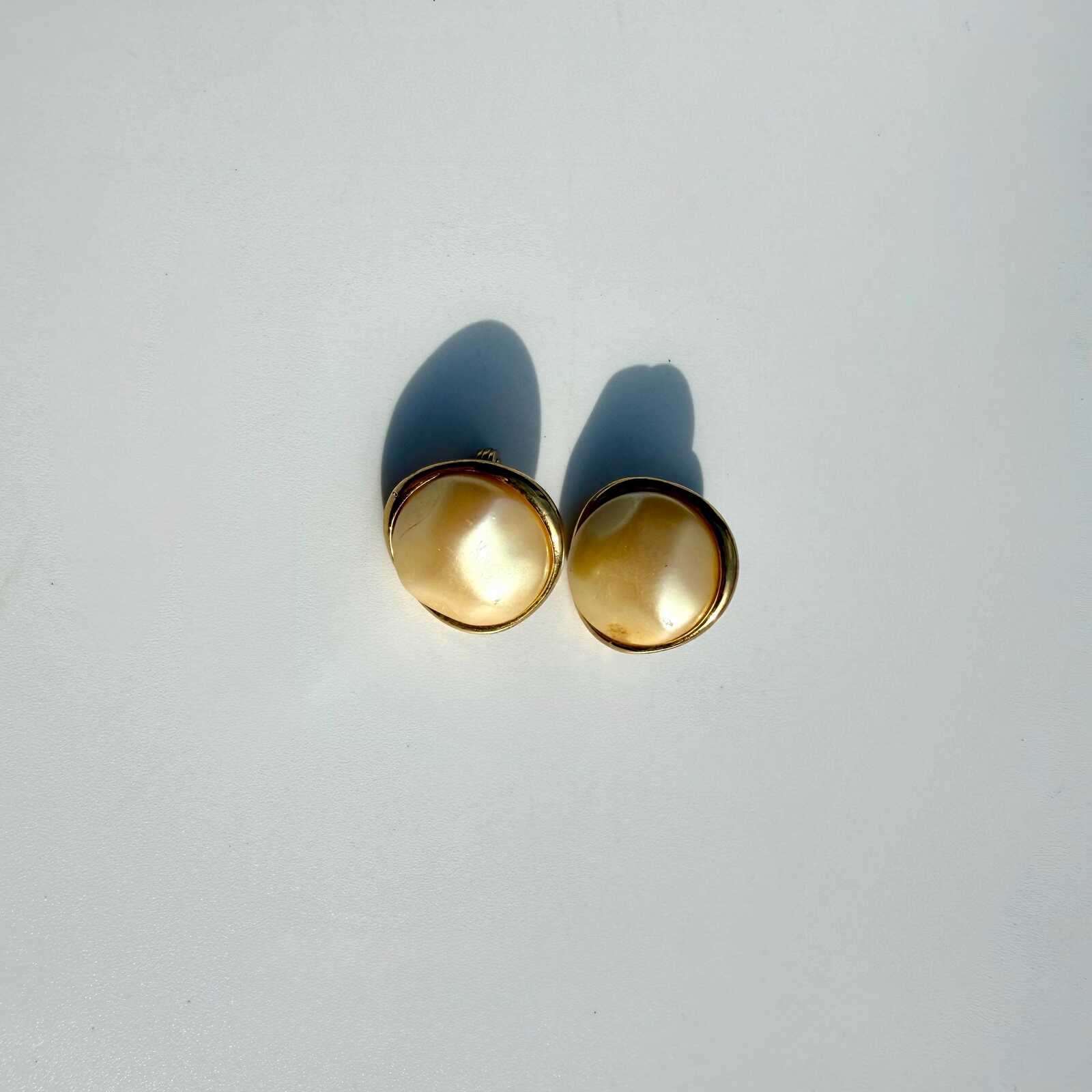 Vintage Pearly AVON Earrings | Clip On Earrings