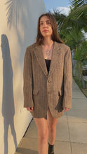 Load and play video in Gallery viewer, Vintage MENS Tan Plaid Wool Blazer
